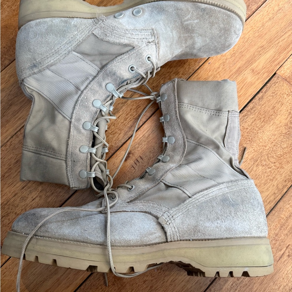 Men's Tactical Desert Tan Suede Combat Boots